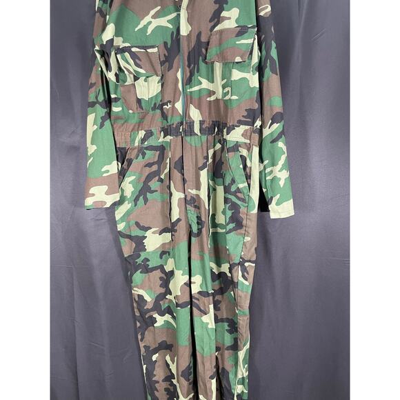 Vintage Duck Bay Men's Hunting Coveralls, Green Camo, Zip Up, Pockets, Medium - Picture 3 of 7